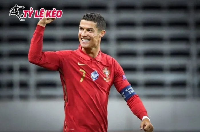 Khoảnh khắc ăn mừng đặc trưng của Ronaldo